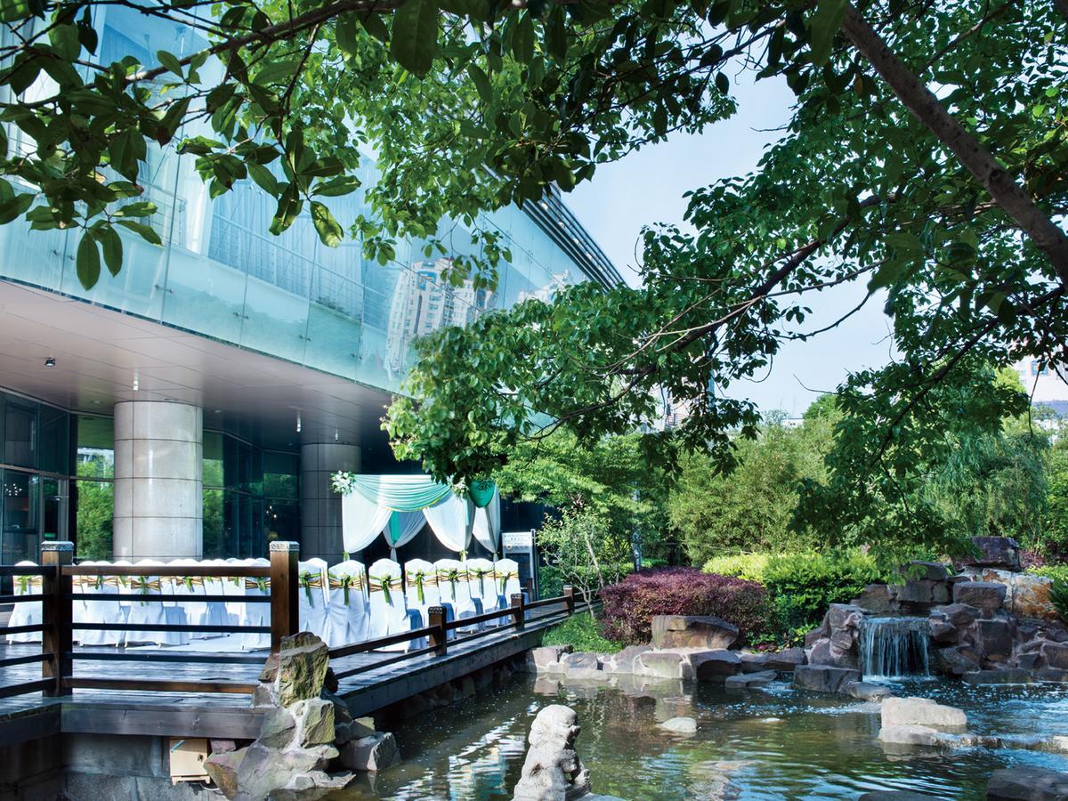 Grand Millennium Shanghai Hongqiao Dış mekan fotoğraf